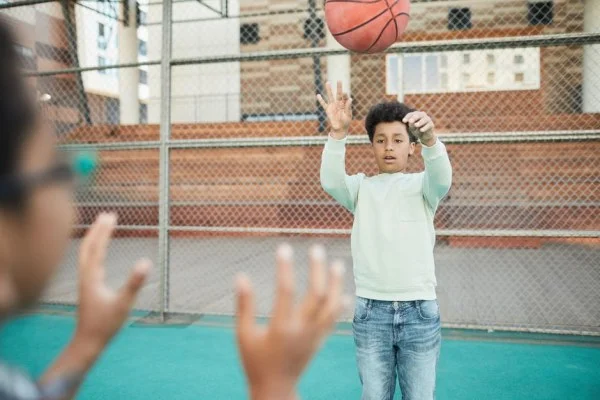 basketball passing